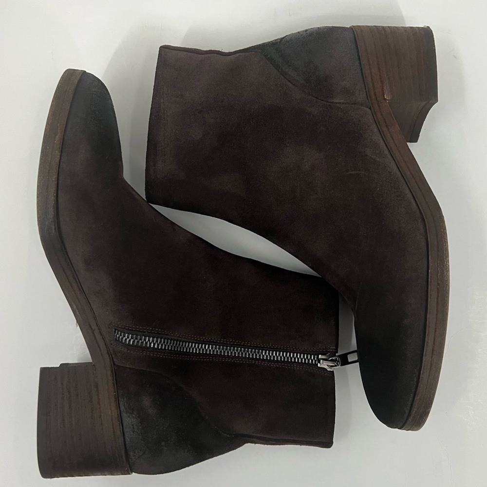 Vince Ruth brown suede booties